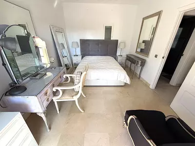 Top Floor Apartment in Bel Air