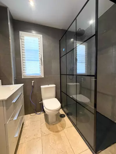 Top Floor Apartment in Bel Air