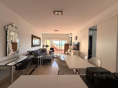 Top Floor Apartment in Bel Air