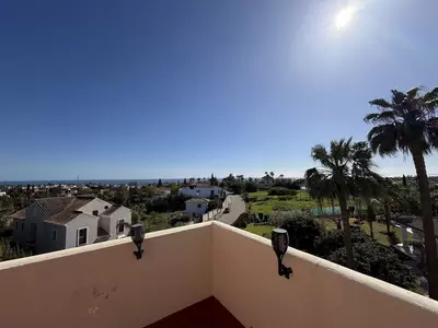 Top Floor Apartment in Bel Air
