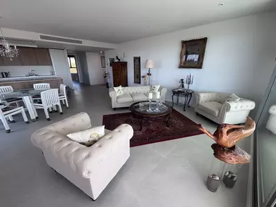 Middle Floor Apartment in Selwo