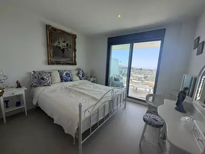 Middle Floor Apartment in Selwo