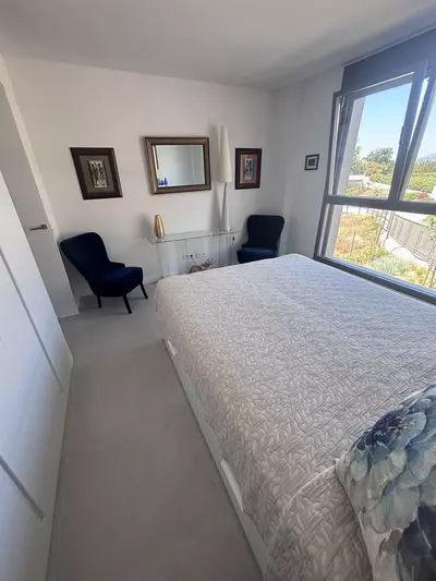 Middle Floor Apartment in Selwo