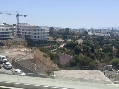 Middle Floor Apartment in Selwo
