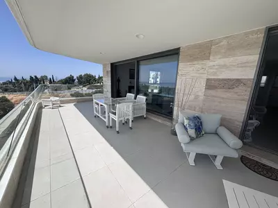 Middle Floor Apartment in Selwo
