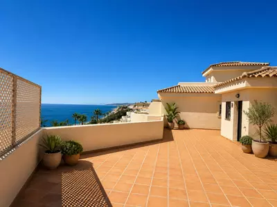 Penthouse in Estepona