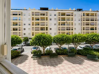 Middle Floor Apartment in Estepona