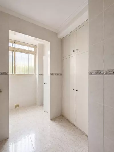 Middle Floor Apartment in Estepona