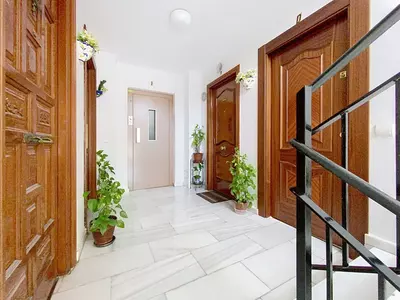 Middle Floor Apartment in Estepona
