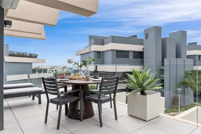 Middle Floor Apartment in Selwo