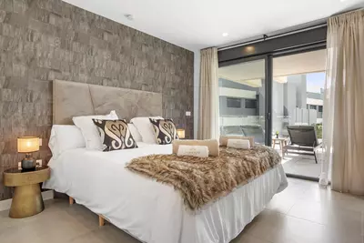 Middle Floor Apartment in Selwo