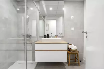 Middle Floor Apartment in Selwo