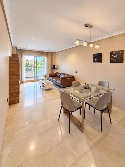 Middle Floor Apartment in Estepona