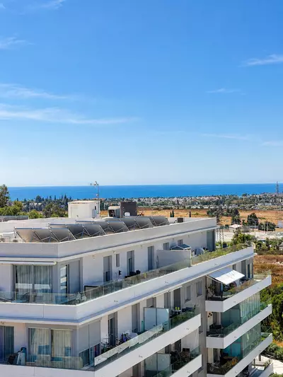 Middle Floor Apartment in Nueva Andalucía