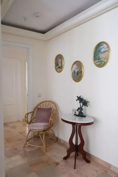 Middle Floor Apartment in Marbella