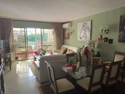 Middle Floor Apartment in Marbella