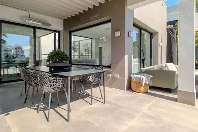Detached Villa in Selwo
