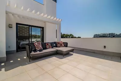 Detached Villa in Selwo