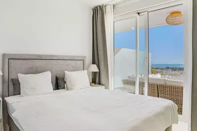 Middle Floor Apartment in Cancelada