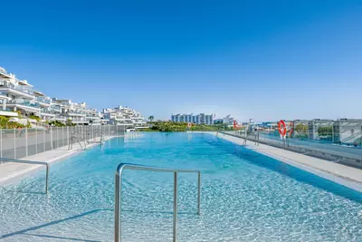 Middle Floor Apartment in Cancelada