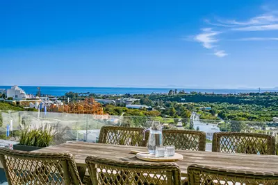 Middle Floor Apartment in Cancelada
