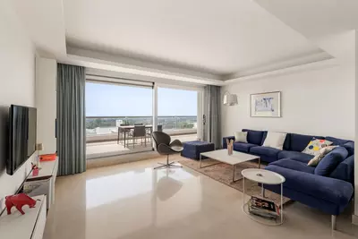 Middle Floor Apartment in Benahavís