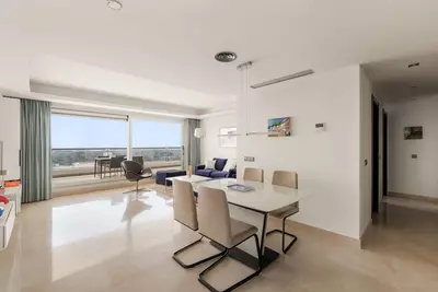 Middle Floor Apartment in Benahavís