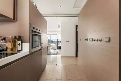 Middle Floor Apartment in Benahavís