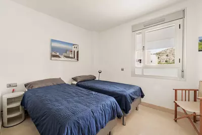 Middle Floor Apartment in Benahavís