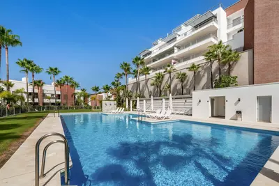 Middle Floor Apartment in Benahavís