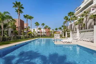 Middle Floor Apartment in Benahavís