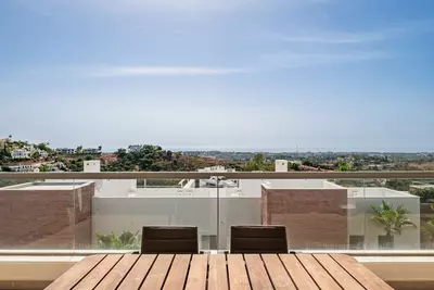 Middle Floor Apartment in Benahavís