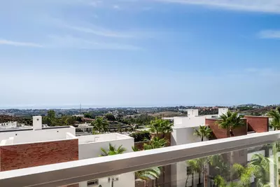 Middle Floor Apartment in Benahavís