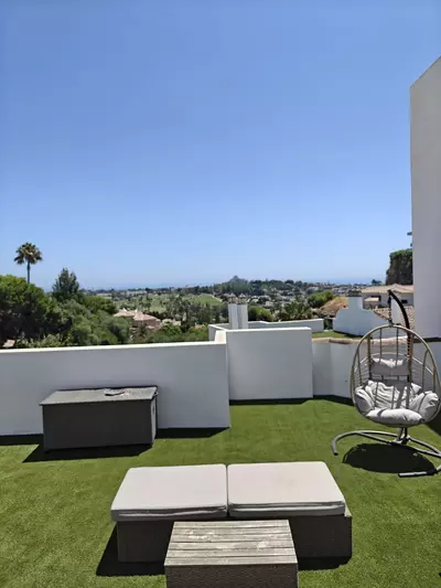 Top Floor Apartment in Benahavís