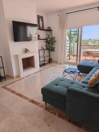 Top Floor Apartment in Benahavís
