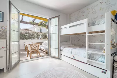 Ground Floor Apartment in Nueva Andalucía