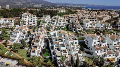Ground Floor Apartment in Nueva Andalucía