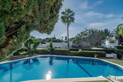 Ground Floor Apartment in Nueva Andalucía
