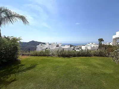 Ground Floor Apartment in Marbella