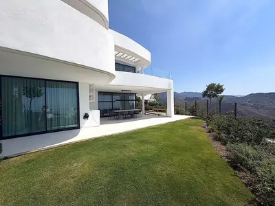 Ground Floor Apartment in Marbella