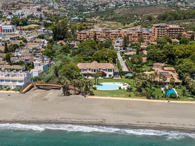 Detached Villa in Estepona