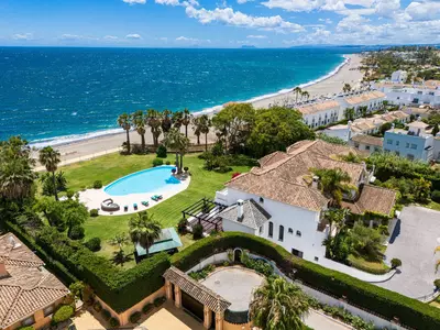 Detached Villa in Estepona