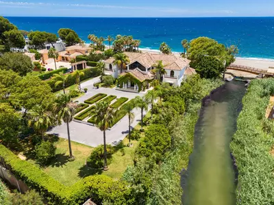 Detached Villa in Estepona