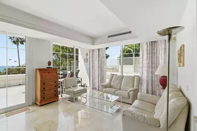 Penthouse in Estepona