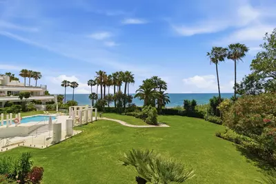 Penthouse in Estepona