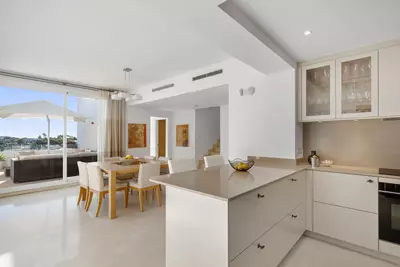 Penthouse Duplex in Nueva Andalucía