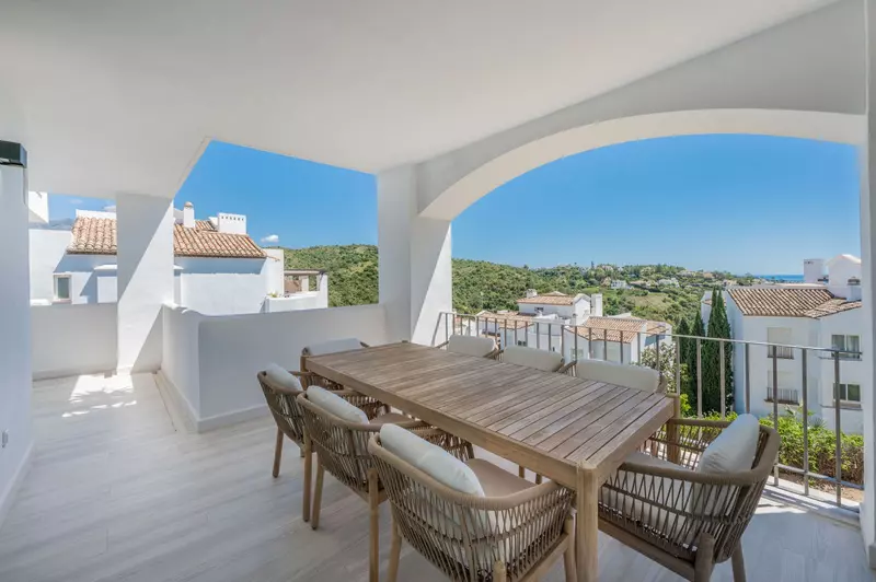 Middle Floor Apartment in Benahavís