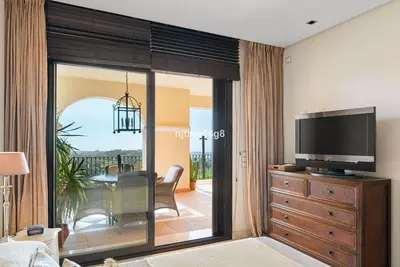 Ground Floor Apartment in Benahavís