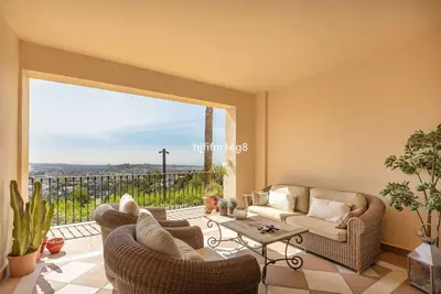 Ground Floor Apartment in Benahavís