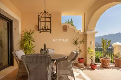 Ground Floor Apartment in Benahavís